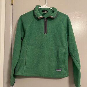 Beautiful Women’s Patagonia Marsupial Green Fleece Pullover